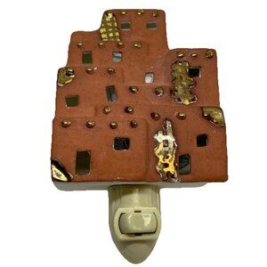 Southwest Pueblo Native House Shape Pottery Night Light w Bulb On Off Switch